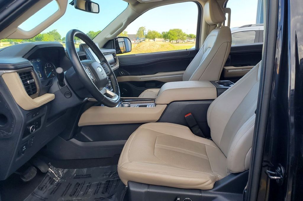 2024 Ford Expedition Limited Hondo TX