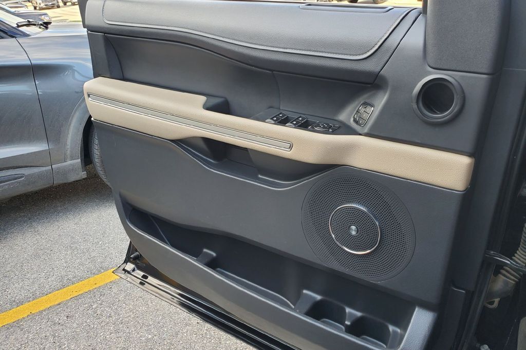 2024 Ford Expedition Limited Hondo TX