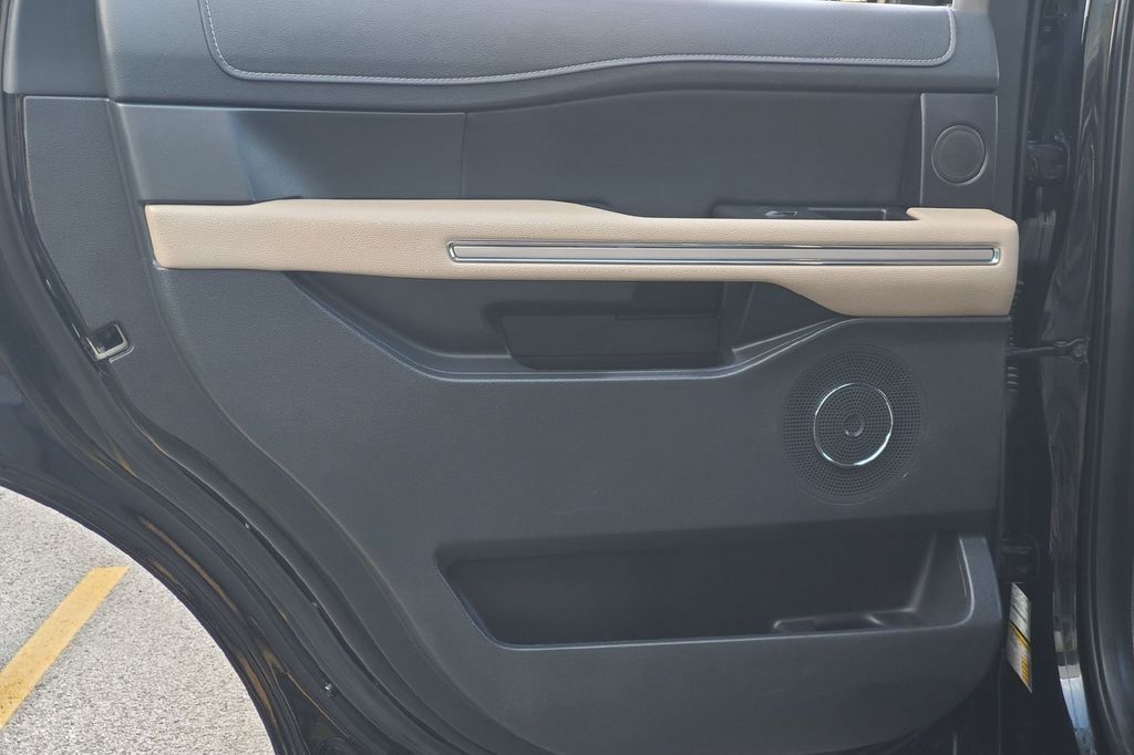 2024 Ford Expedition Limited Hondo TX