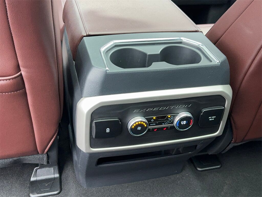 2024 Ford Expedition Limited NAV,CAM,PANO,CLMT STS,BLIND SPOT,3RD ROW Plano TX