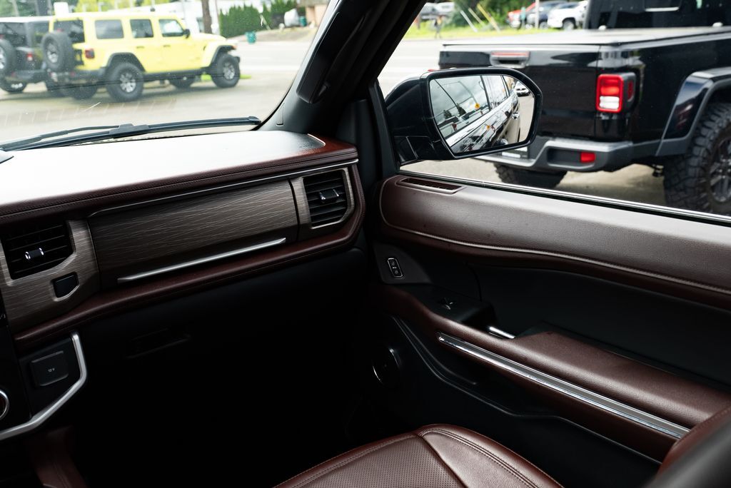 2024 Ford Expedition Limited Milwaukie OR