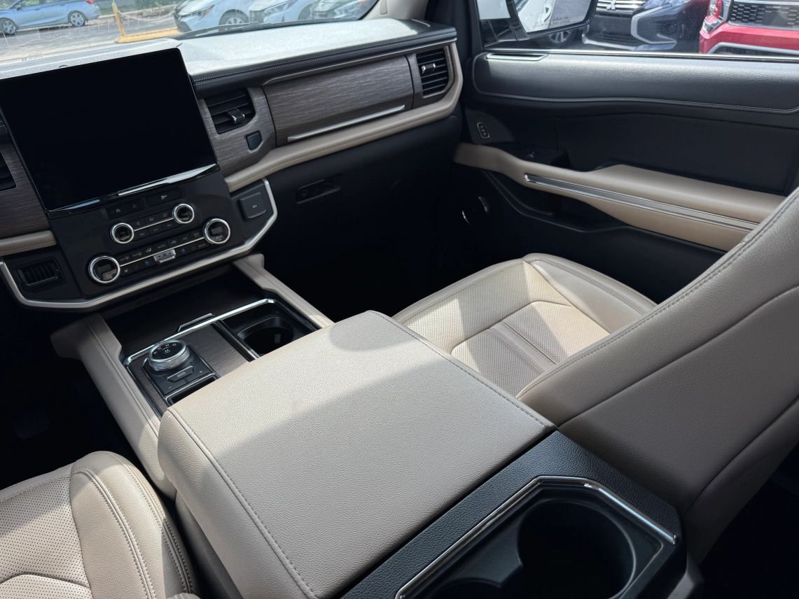 2024 Ford Expedition Limited Sport Utility 4D