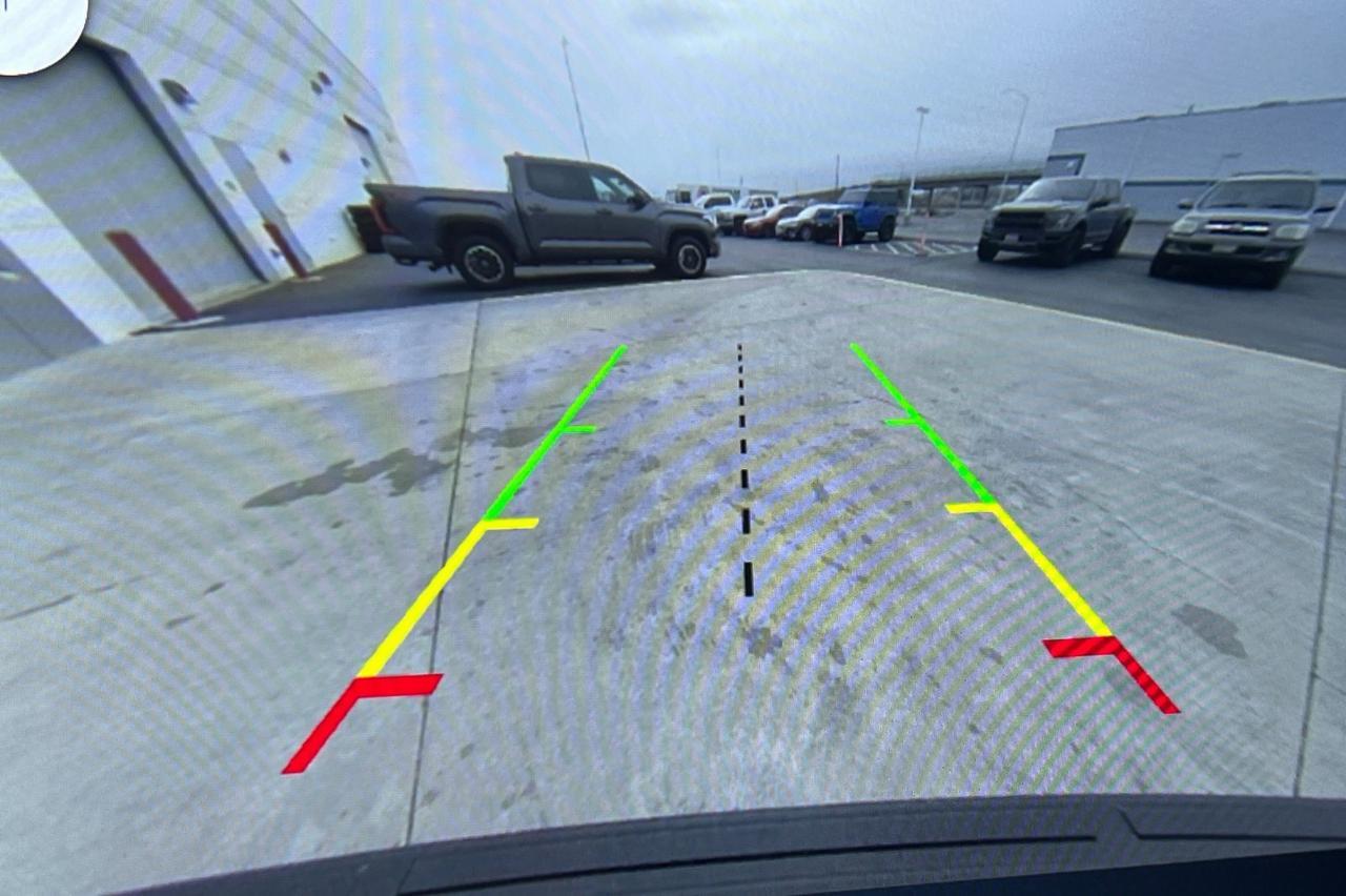 2024 Ford Expedition Limited Ontario OR