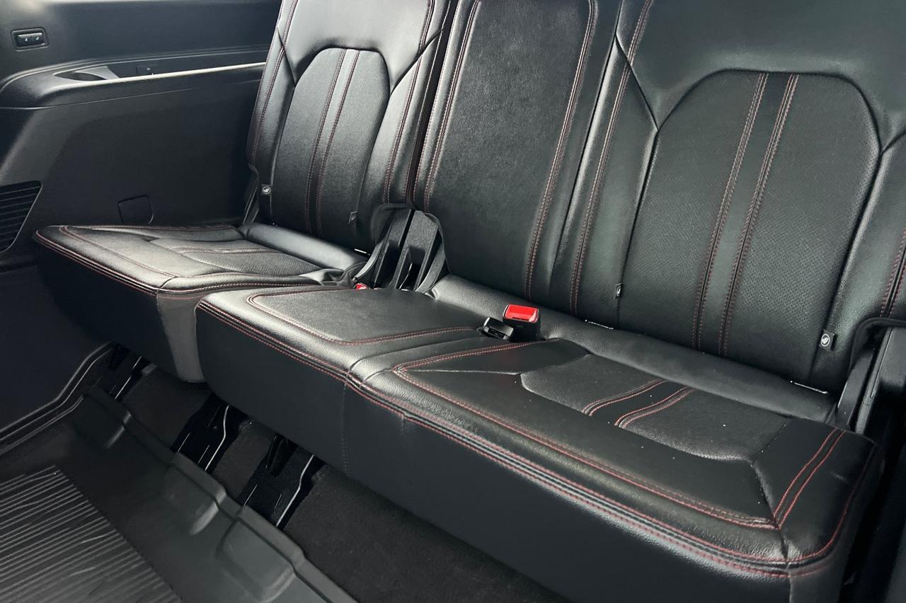 2024 Ford Expedition Limited Ontario OR