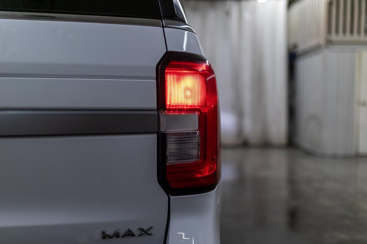 2024 Ford Expedition Max AWD SSV Nav BCam 3rd Row Red Deer AB