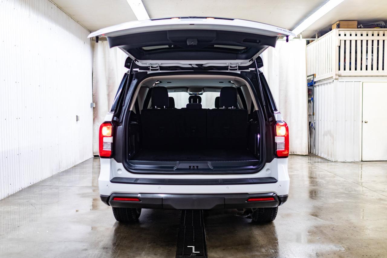 2024 Ford Expedition Max AWD SSV Nav BCam 3rd Row Red Deer AB