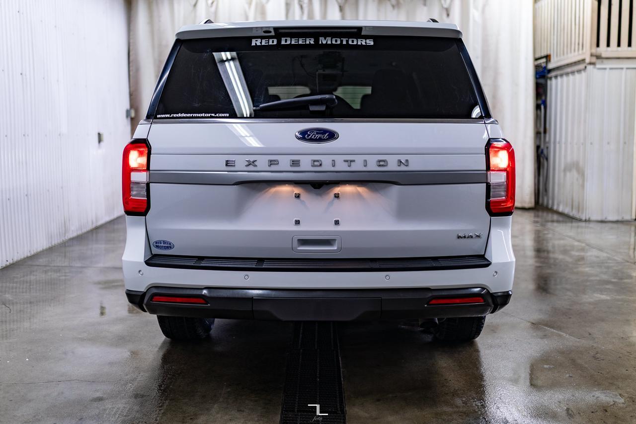 2024 Ford Expedition Max AWD SSV Nav BCam 3rd Row Red Deer AB