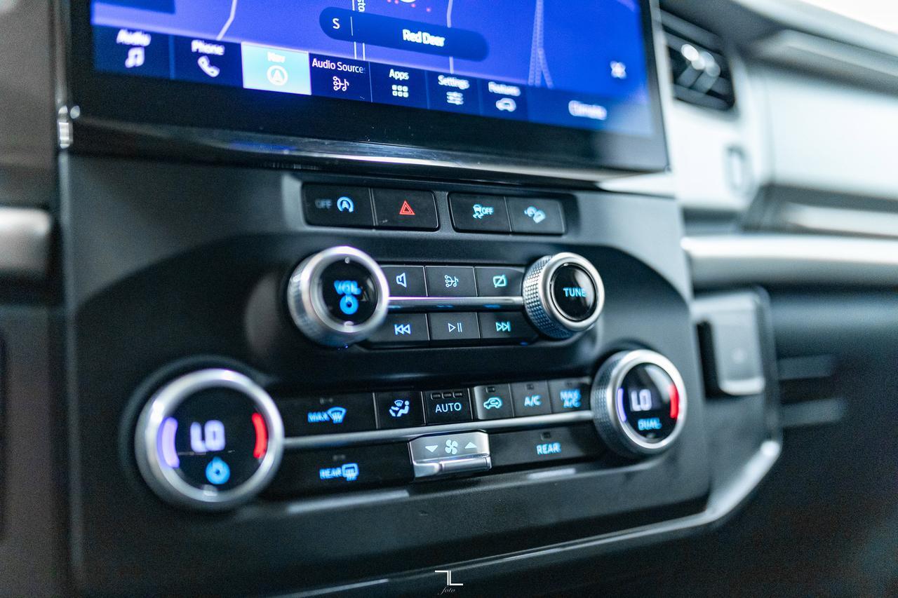 2024 Ford Expedition Max AWD SSV Nav BCam 3rd Row Red Deer AB