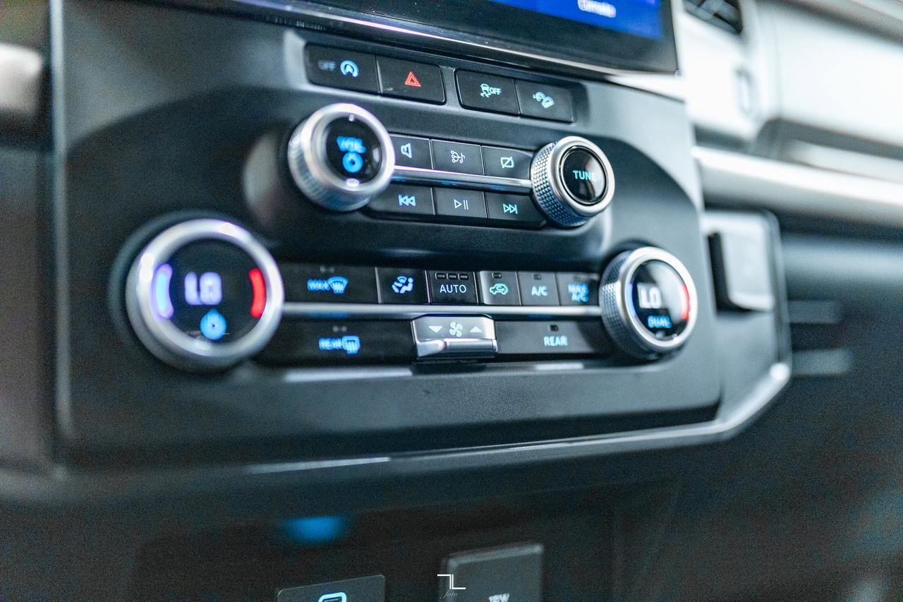 2024 Ford Expedition Max AWD SSV Nav BCam 3rd Row Red Deer AB