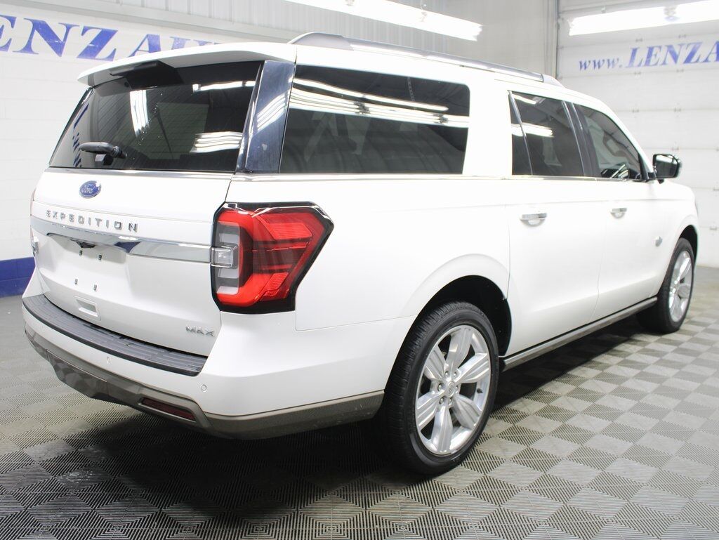 2024 Ford Expedition Max King Ranch 4WD 7 Passenger Fond du Lac WI
