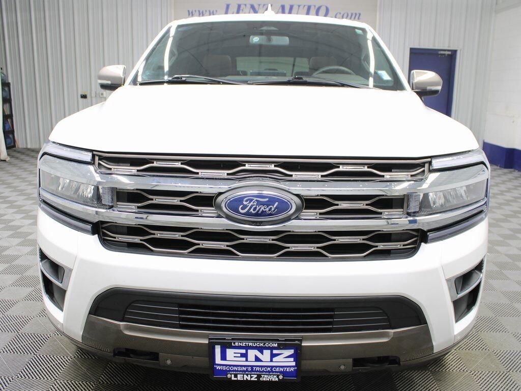 2024 Ford Expedition Max King Ranch 4WD 7 Passenger Fond du Lac WI