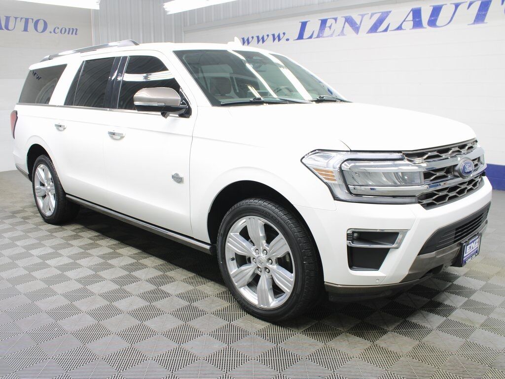2024 Ford Expedition Max King Ranch 4WD 7 Passenger Fond du Lac WI