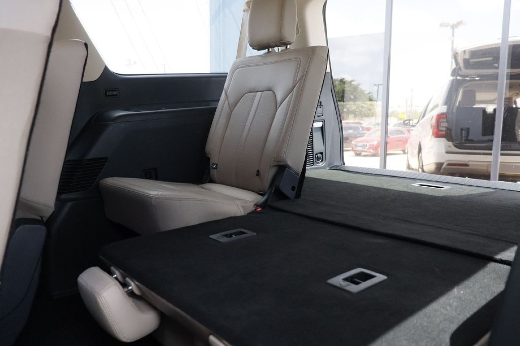 2024 Ford Expedition Max Limited Hondo TX