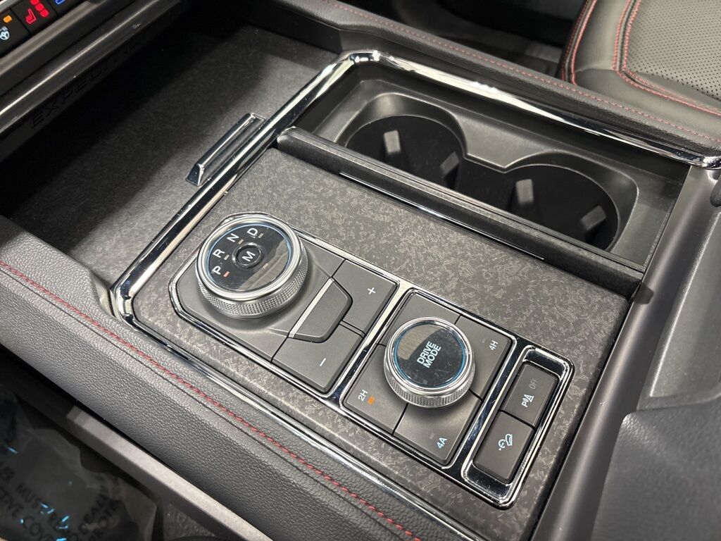 2024 Ford Expedition Max Limited 4WD Minocqua WI