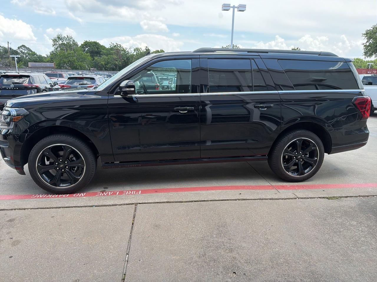 2024 Ford Expedition Max Limited Hurst TX