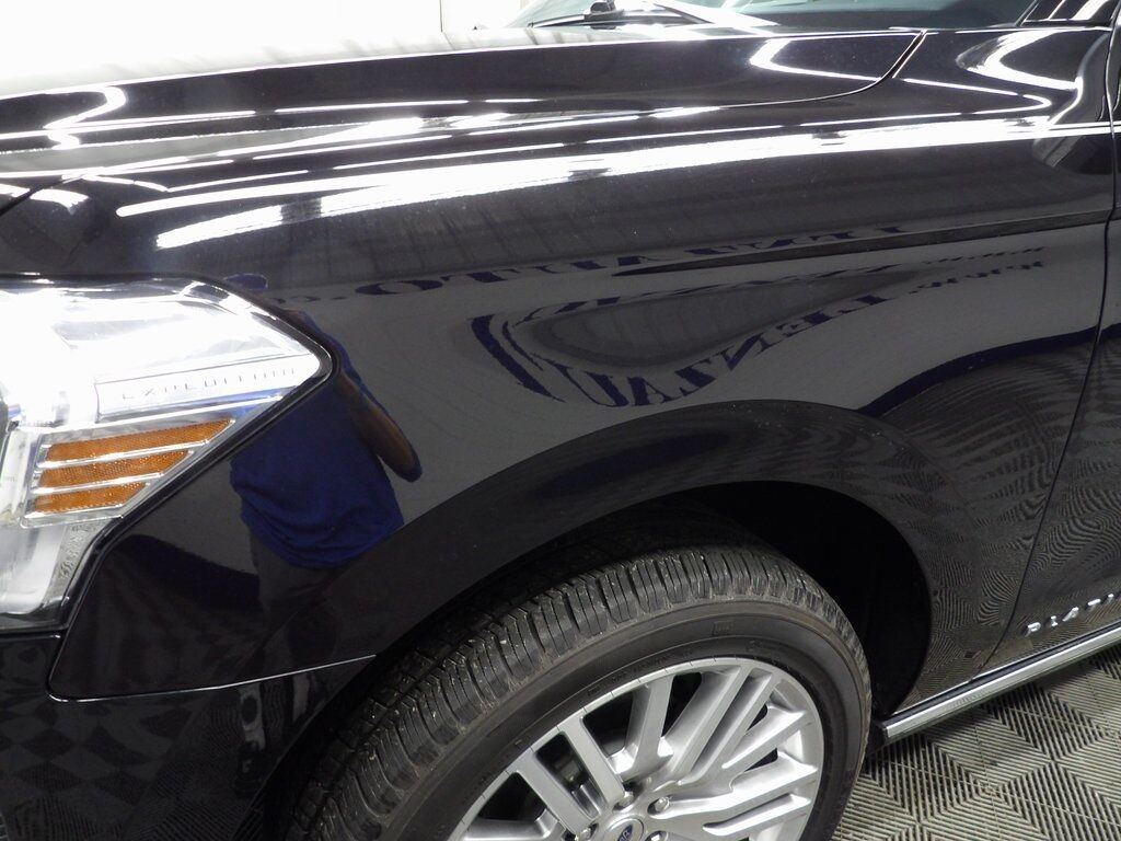 2024 Ford Expedition Max Platinum 4WD 7 Passenger Fond du Lac WI