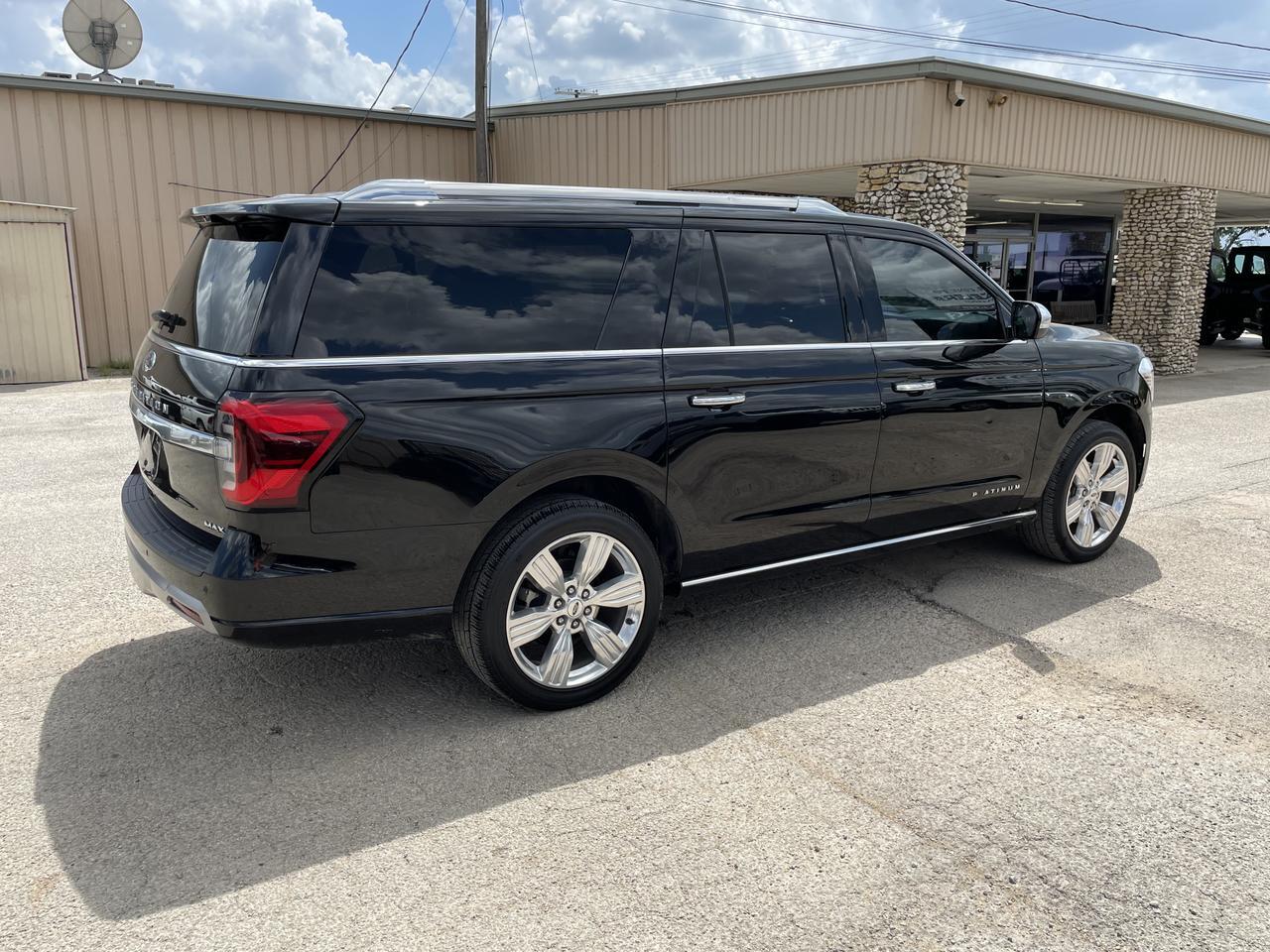 2024 Ford Expedition Max Platinum Goldthwaite TX