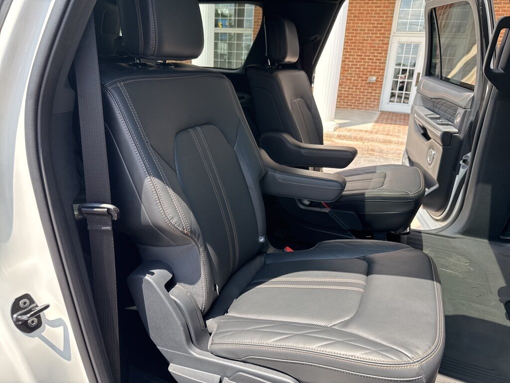 2024 Ford Expedition Max Platinum Mount Joy PA