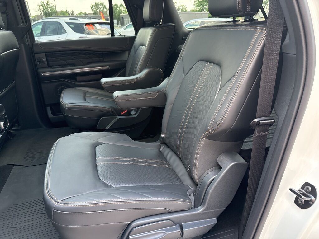 2024 Ford Expedition Max Platinum Mount Joy PA
