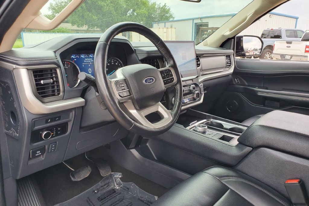 2024 Ford Expedition Max XLT