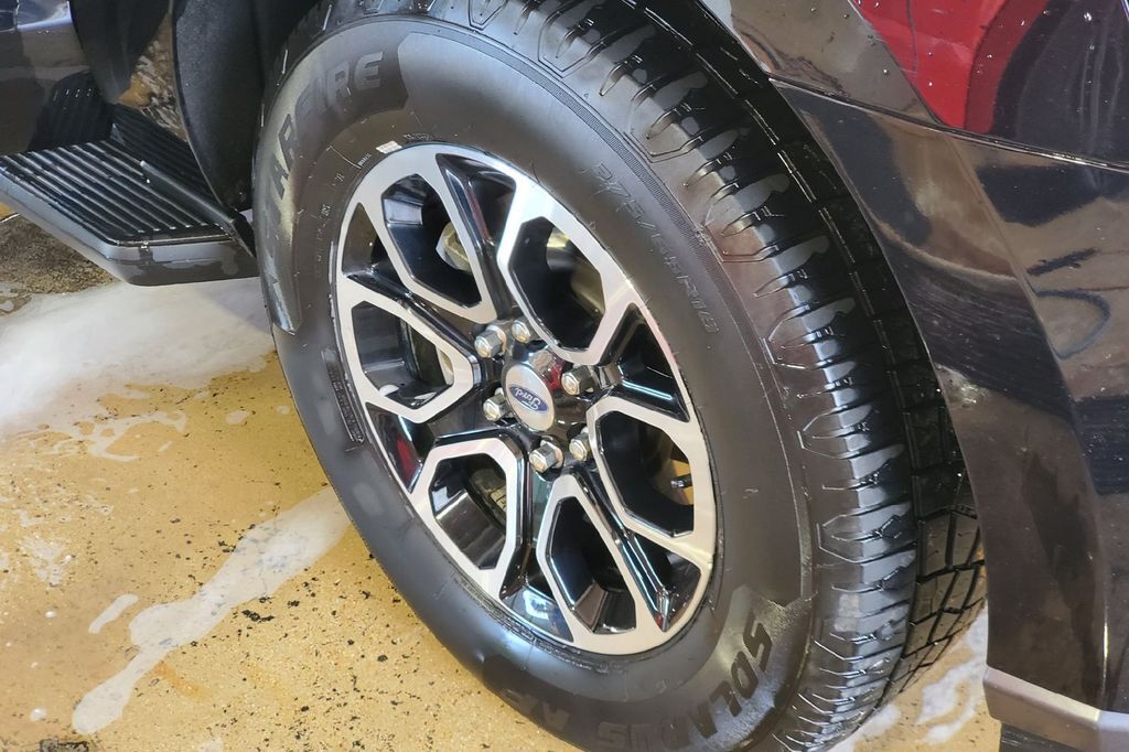 2024 Ford Expedition Max XLT Hondo TX