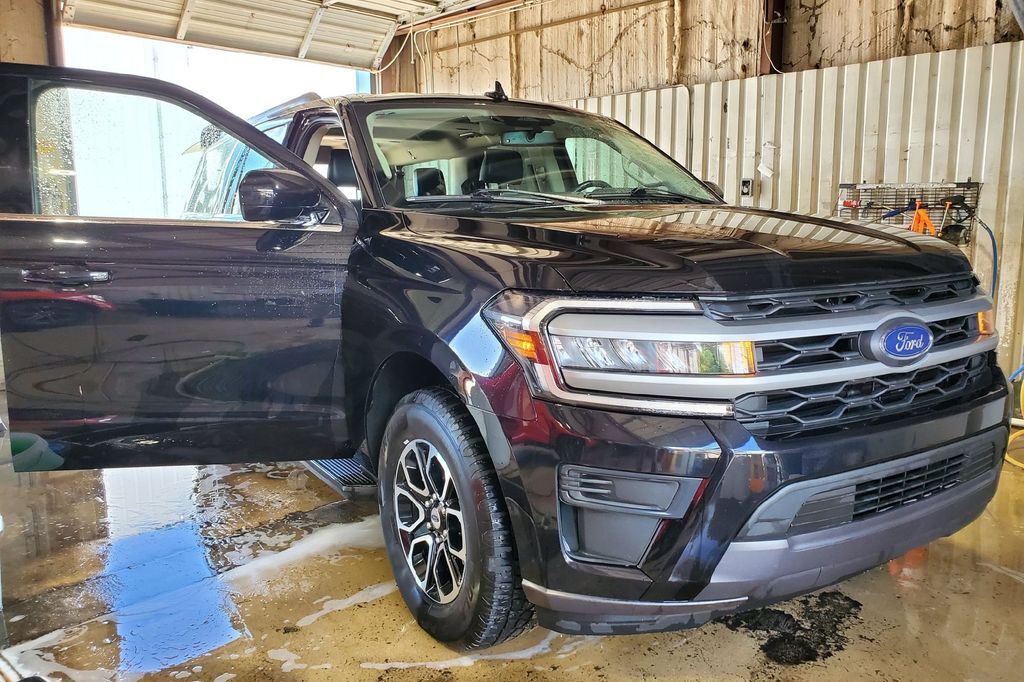 2024 Ford Expedition Max XLT Hondo TX