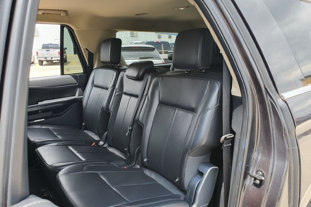 2024 Ford Expedition Max XLT Hondo TX