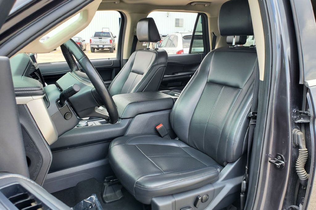 2024 Ford Expedition Max XLT Hondo TX