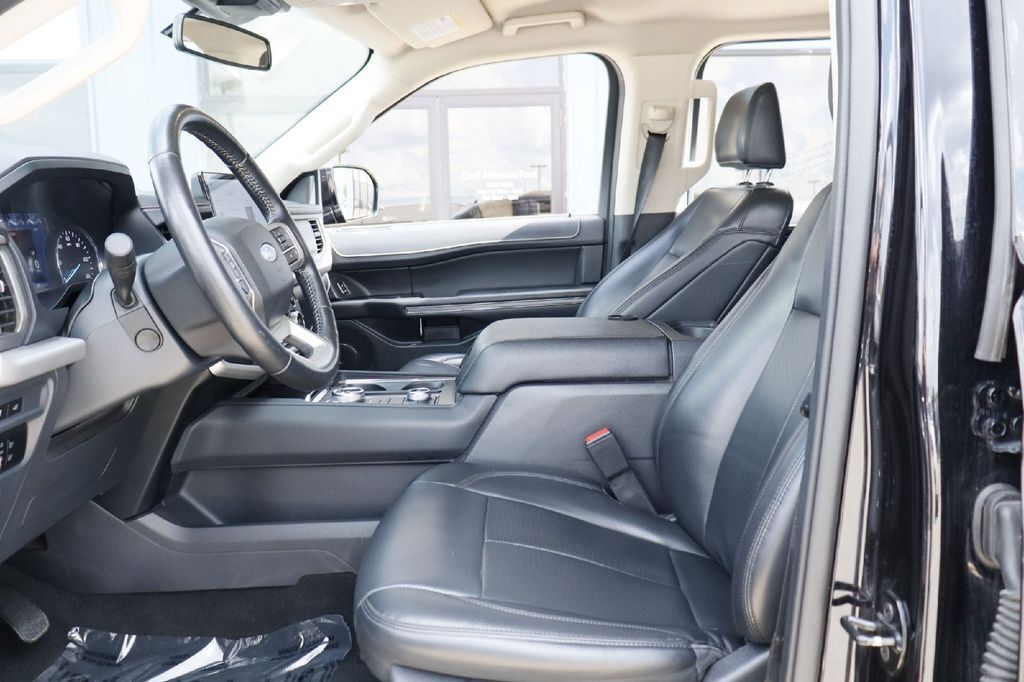 2024 Ford Expedition Max XLT Hondo TX