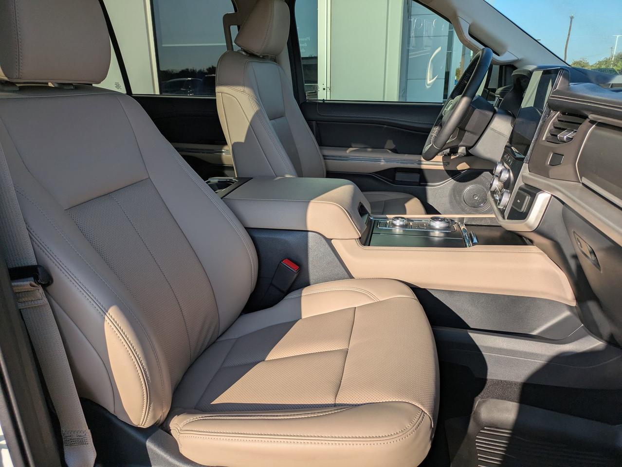 2024 Ford Expedition Max XLT Castroville TX