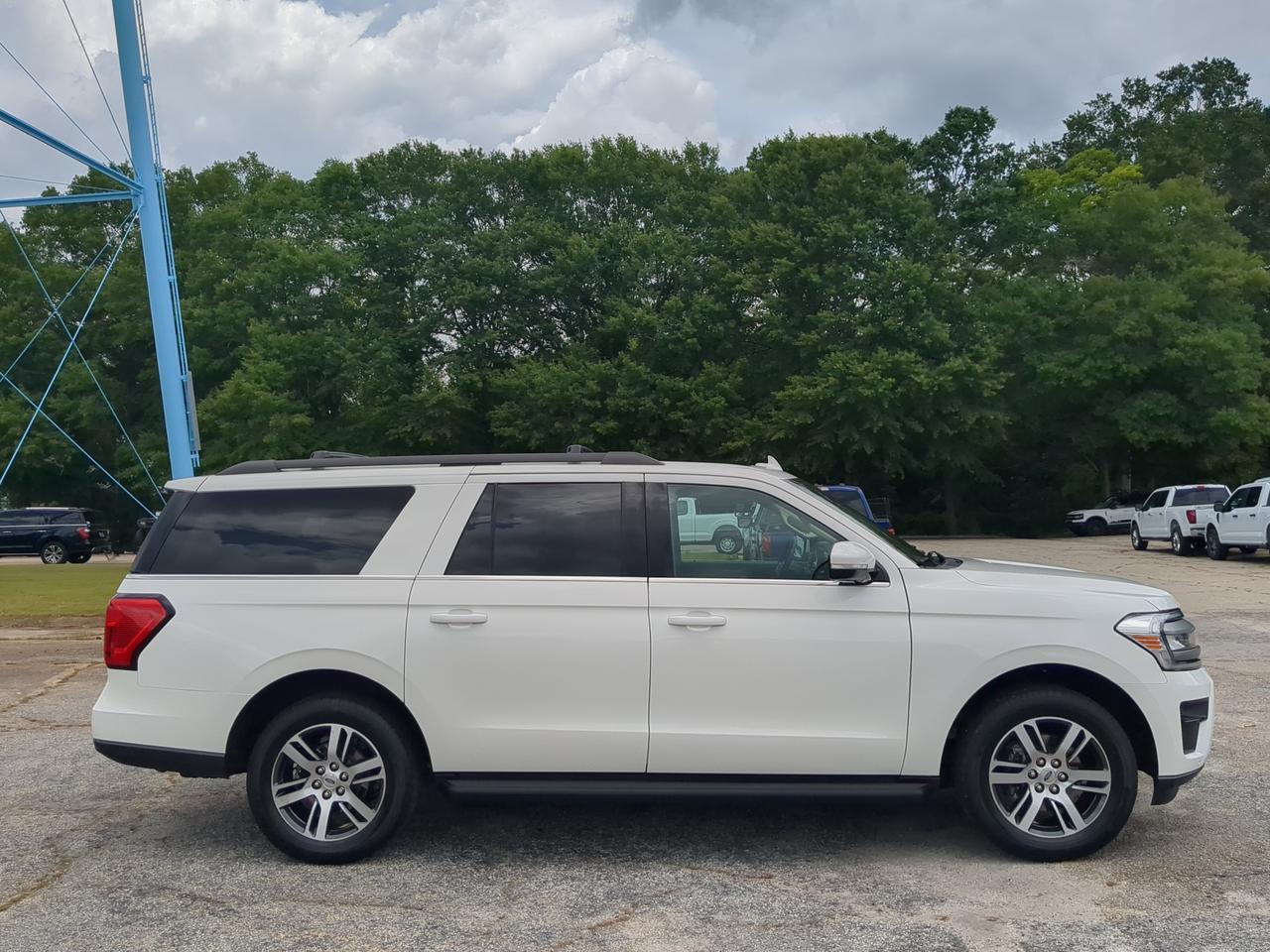 2024 Ford Expedition Max XLT