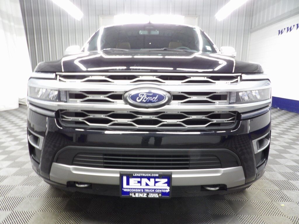 2024 Ford Expedition Platinum 4WD 7 Passenger Fond du Lac WI