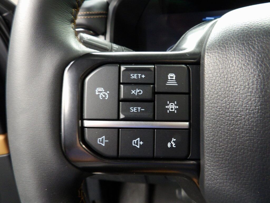 2024 Ford Expedition Platinum 4WD 7 Passenger Fond du Lac WI