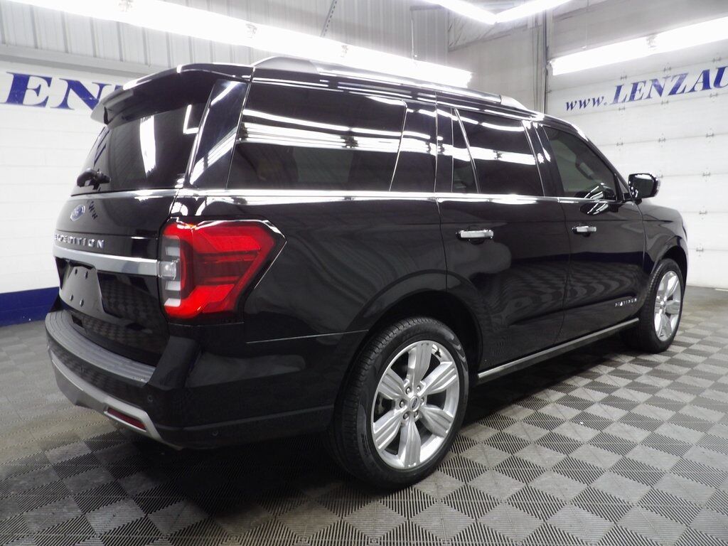 2024 Ford Expedition Platinum 4WD 7 Passenger Fond du Lac WI