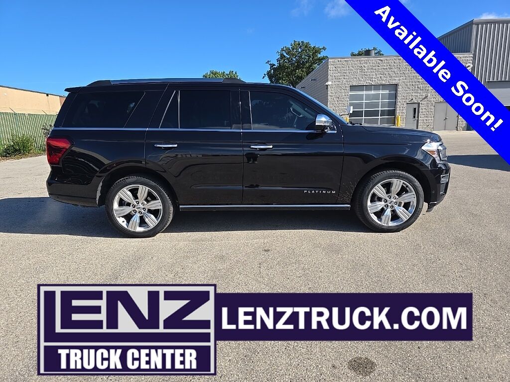 2024 Ford Expedition Platinum 4WD 7 Passenger Fond du Lac WI