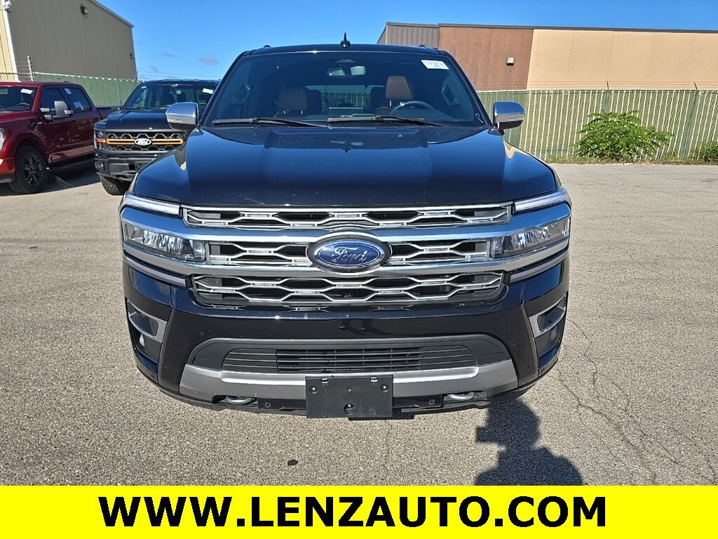 2024 Ford Expedition Platinum 4WD 7 Passenger Fond du Lac WI