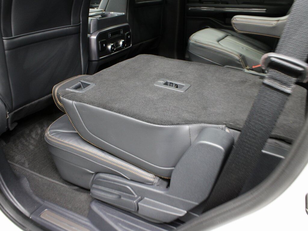 2024 Ford Expedition Platinum 4WD 7 Passenger Fond du Lac WI