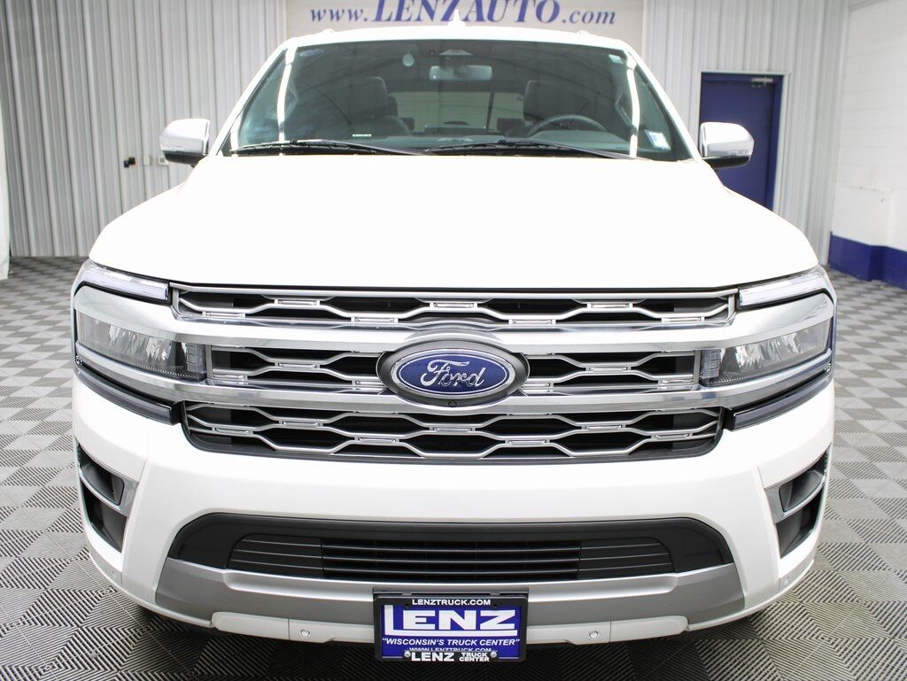 2024 Ford Expedition Platinum 4WD 7 Passenger Fond du Lac WI