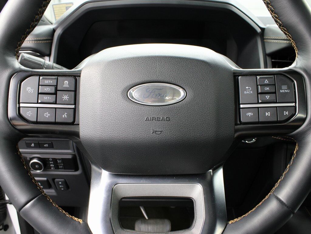2024 Ford Expedition Platinum 4WD 7 Passenger Fond du Lac WI