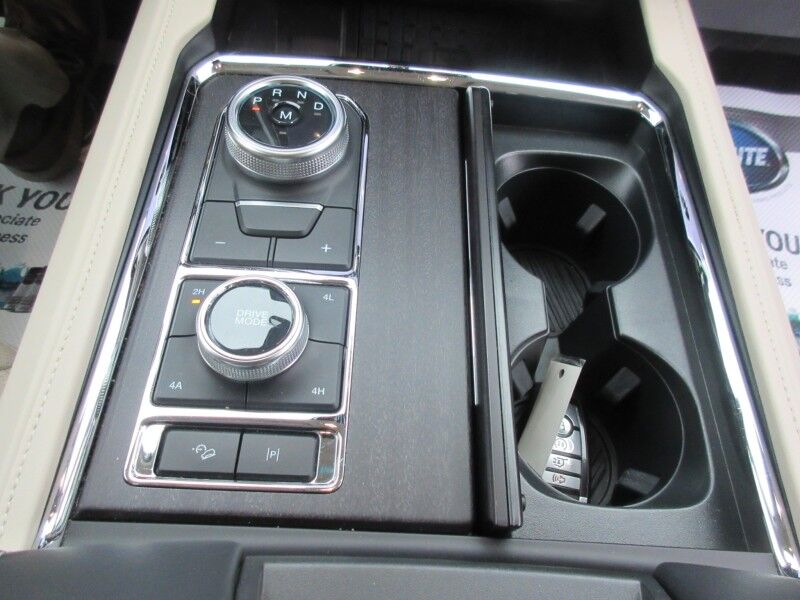 2024 Ford Expedition Platinum 4x4 St. George SC