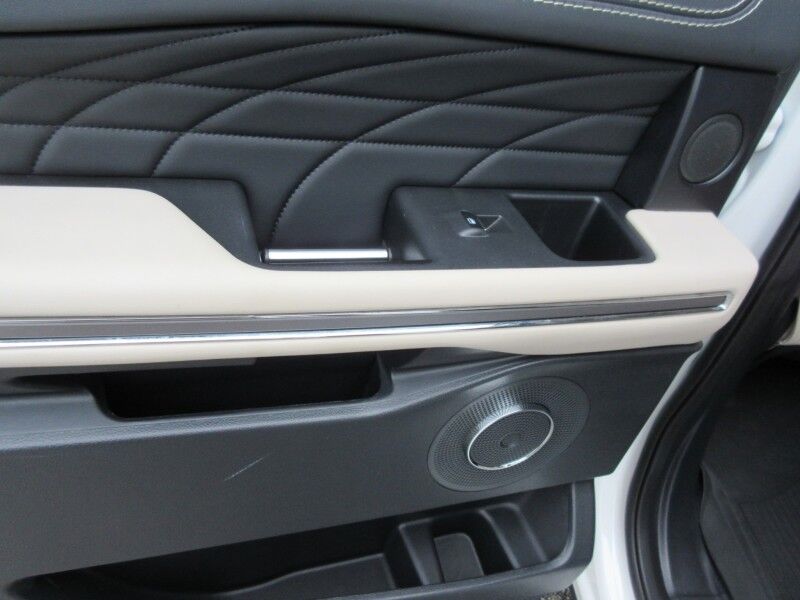 2024 Ford Expedition Platinum 4x4 St. George SC