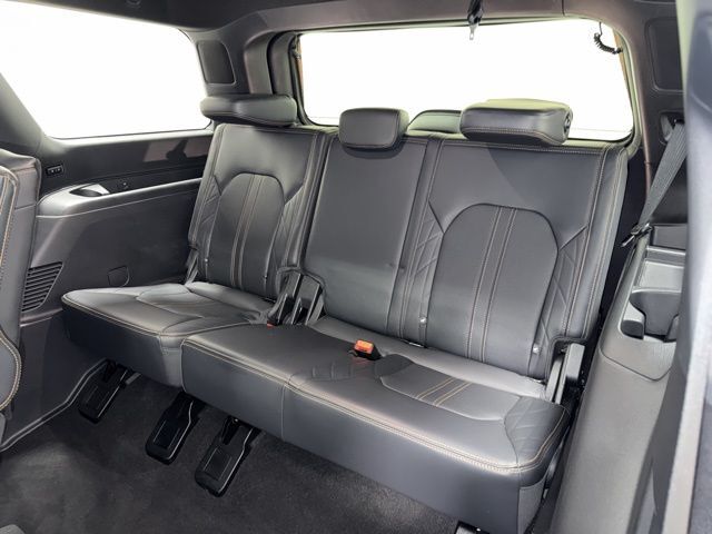 2024 Ford Expedition Platinum Pine River MN