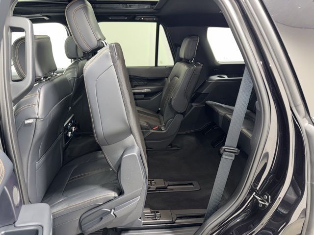 2024 Ford Expedition Platinum Pine River MN