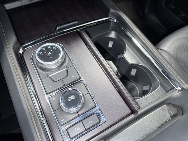 2024 Ford Expedition Platinum Pine River MN