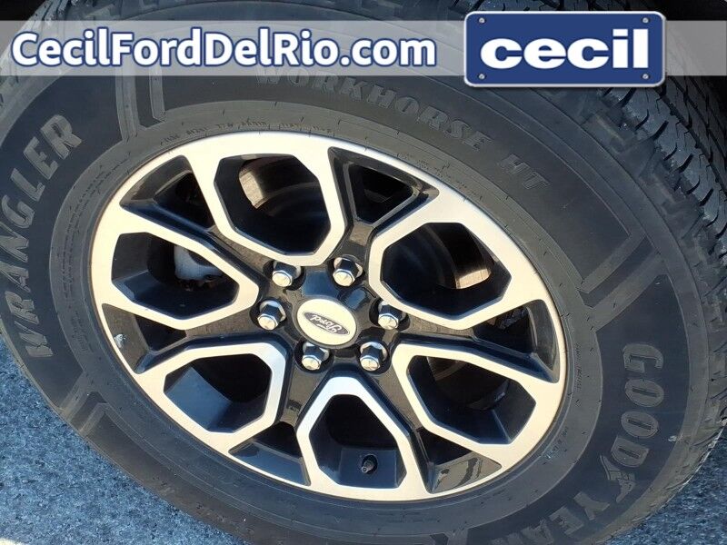 2024 Ford Expedition XLT Del Rio TX