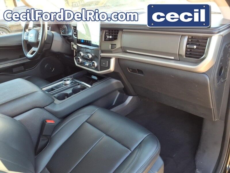 2024 Ford Expedition XLT Del Rio TX