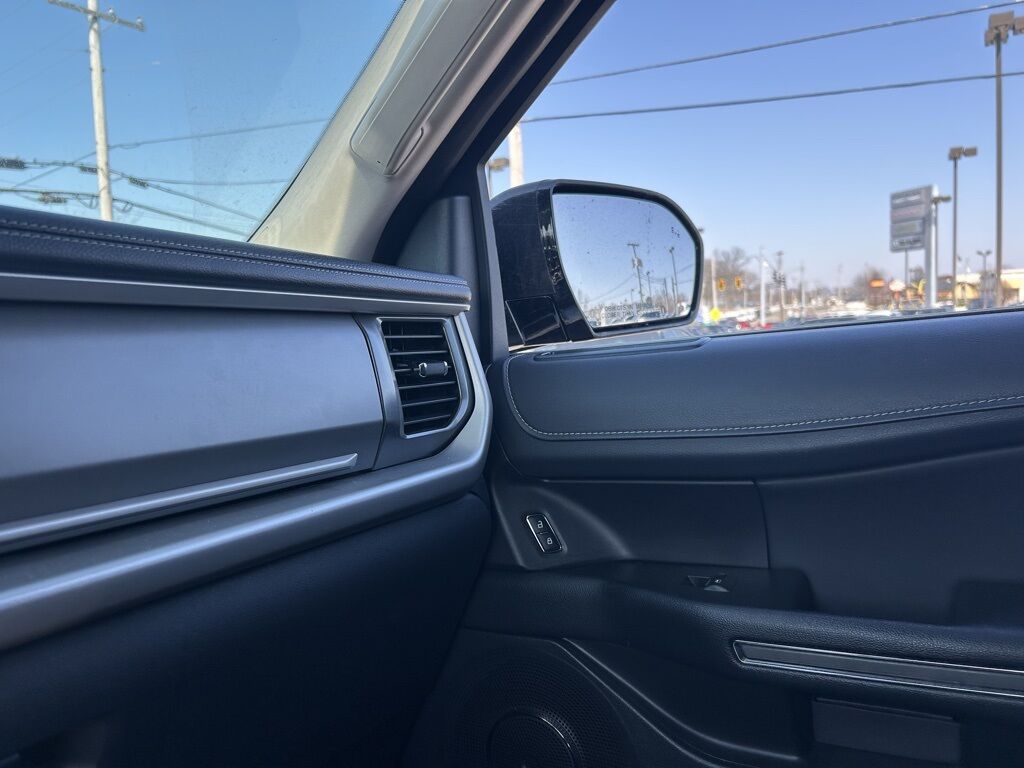 2024 Ford Expedition XLT Crestwood KY