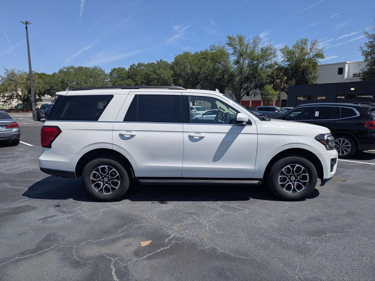 2024 Ford Expedition XLT