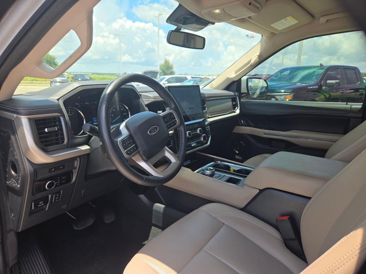 2024 Ford Expedition XLT Castroville TX