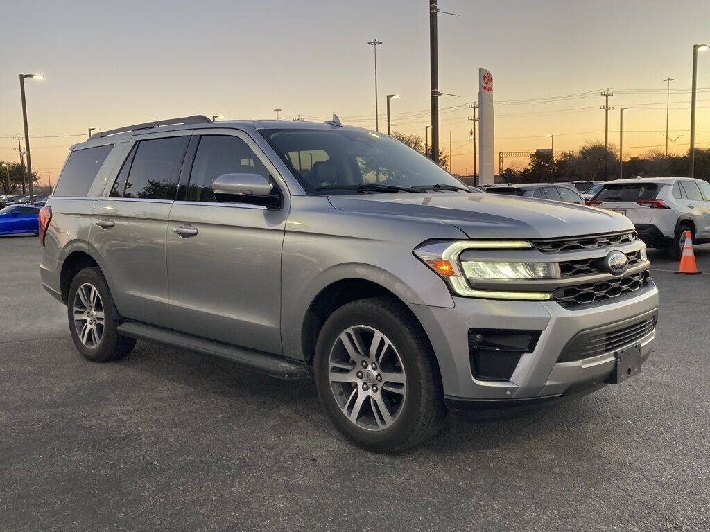 2024 Ford Expedition XLT